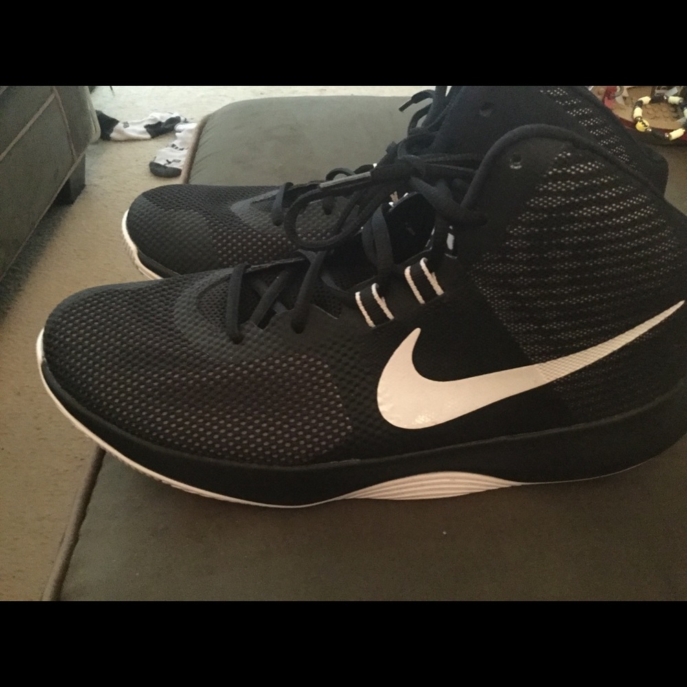 Excellent 898455 nike air precision 11.5 men’s